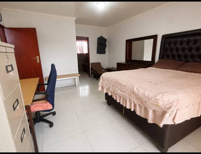 4 BEDROOM HOUSE FOR SALE IN MEYERTON PARK
